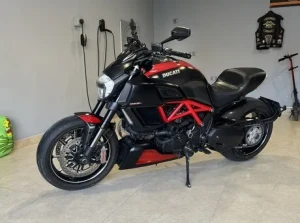 Ducati Diavel Carbon Satılır,Benzin / Bakı / 2015 ,12500.00 USD