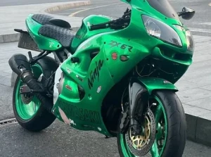 Kawasaki ZX-6R Satılır,Benzin / Bakı / 2000 ,7200.00 AZN